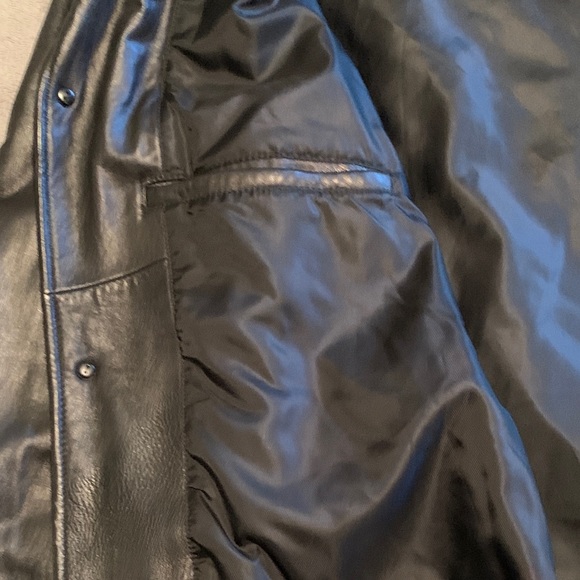 Linea Uomo 3/4 length lambskin leather black jacket, like new, rarely worn - Picture 7 of 10